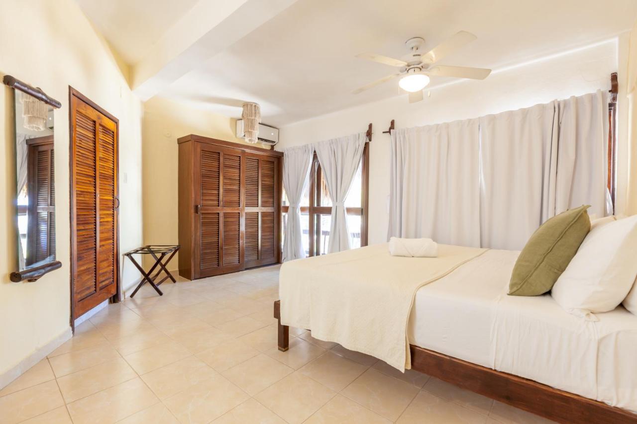 Beachfront Hotel La Palapa - Adults Only Isola Holbox Esterno foto