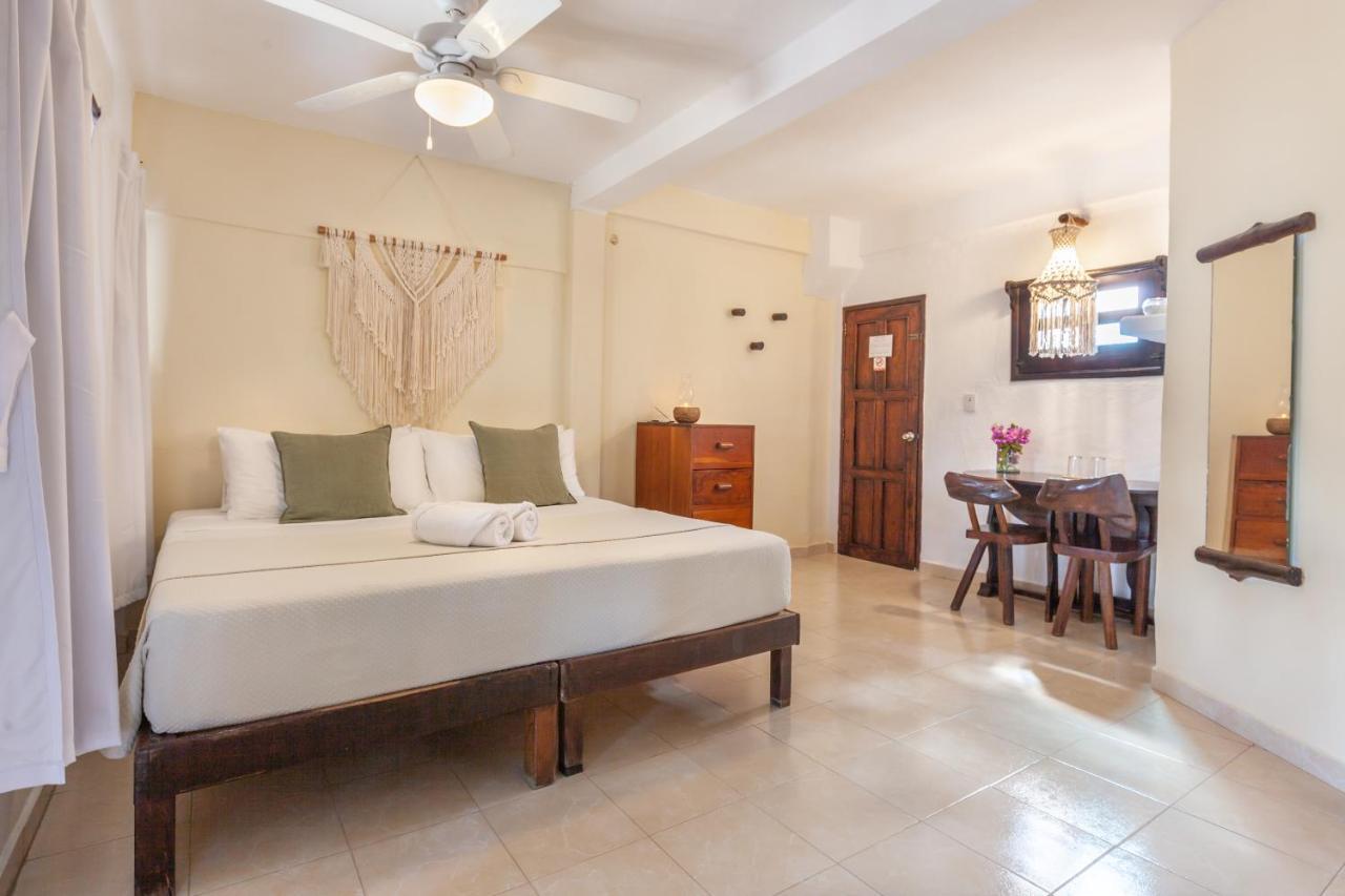 Beachfront Hotel La Palapa - Adults Only Isola Holbox Esterno foto