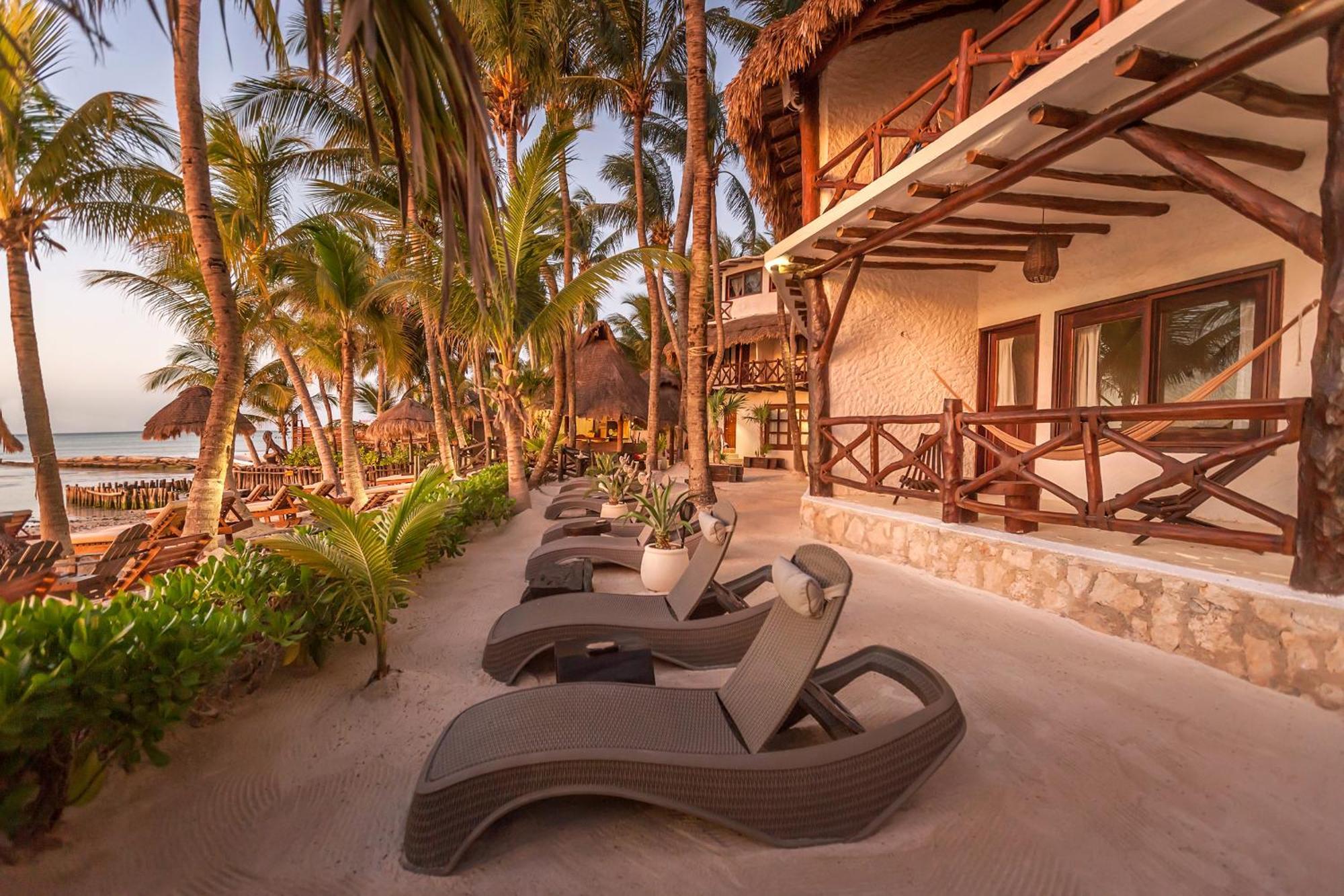 Beachfront Hotel La Palapa - Adults Only Isola Holbox Esterno foto