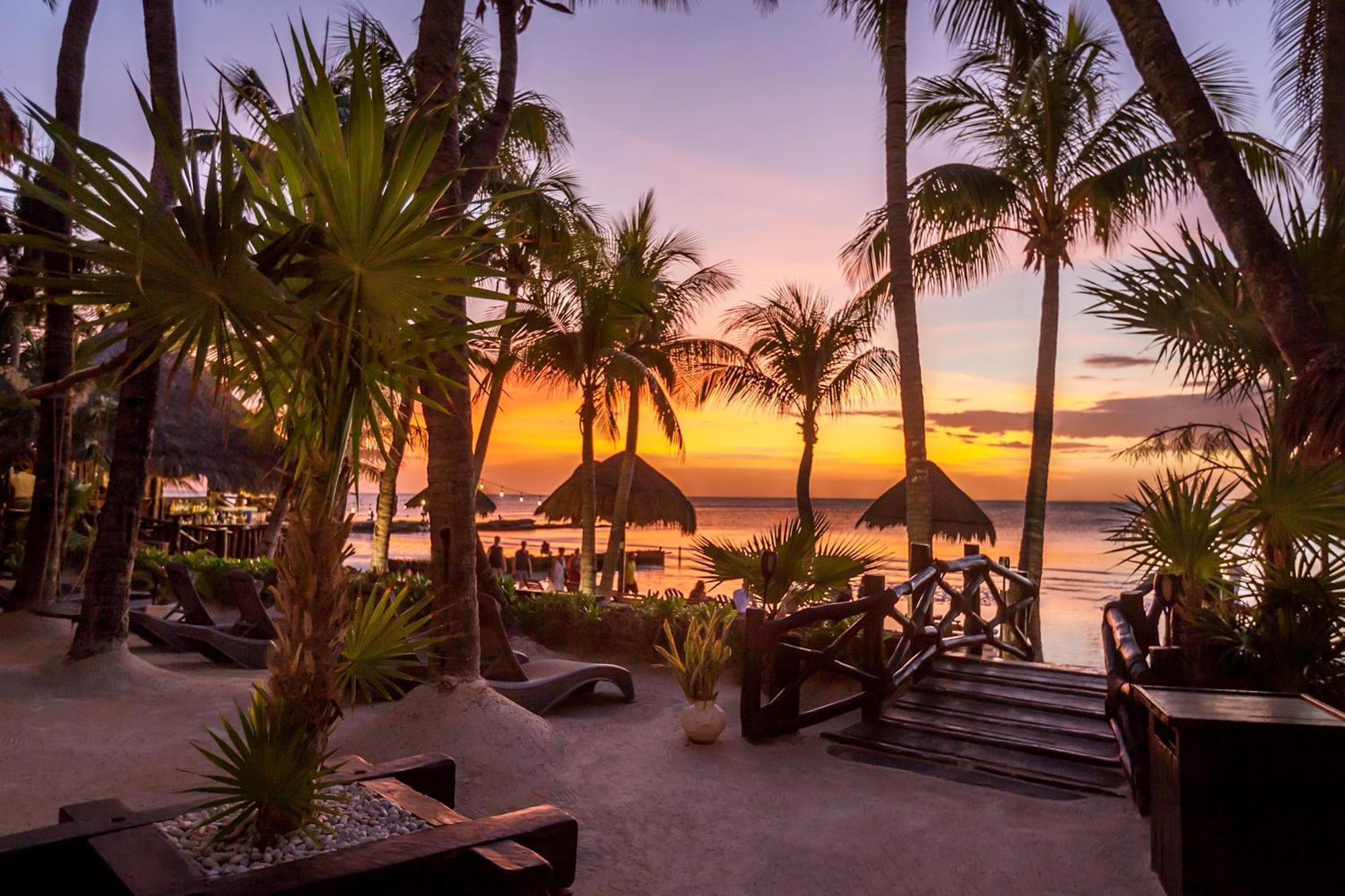 Beachfront Hotel La Palapa - Adults Only Isola Holbox Esterno foto