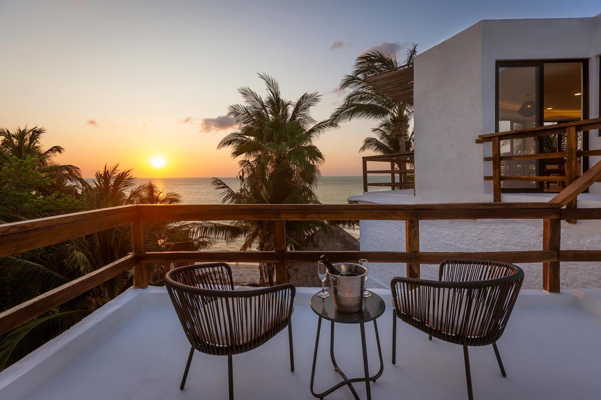 Beachfront Hotel La Palapa - Adults Only Isola Holbox Esterno foto